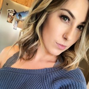 Meet your Posher, Traci